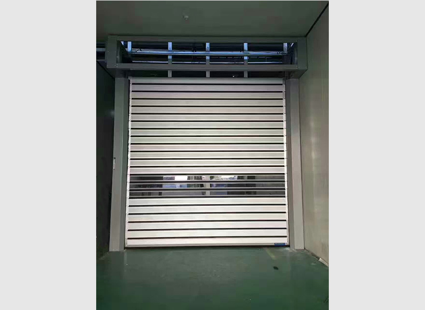 V100涡轮硬块门视频